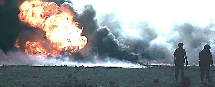 Fotografías de pozos y depósitos de petróleo incendiados en Kuwait e Irak durante las dos guerras en aquellos litorales, hiriendo al sol, la luz y las estrellas.