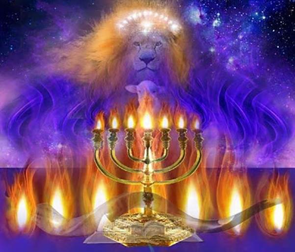 Imagen de siete llamas sobre un suelo tras un candelero con siete lámparas encendidas y arriba de ellas la cabeza de un león simboliza los siete espíritus de Dios enviados por toda la tierra, representación de la obra del Espíritu Santo como uno de los Dos Testigos de Apocalipsis.