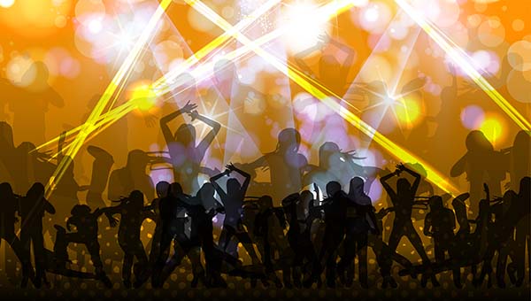 Jóvenes en silueta bailan frenéticamente frente a una banda de música y luces psicodélicas, ilustración para el mensaje El deber del hombre, en editoriallapaz.