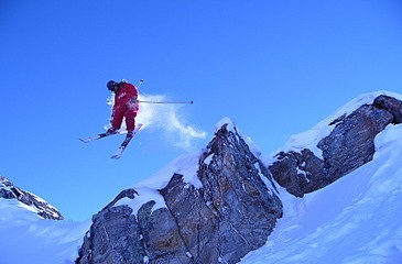 Airborn skier in The Three Valleys