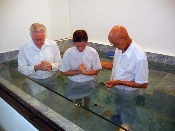 Praying after a baptism in the Bayamon, Puerto Rico church of Christ in November, 2015.